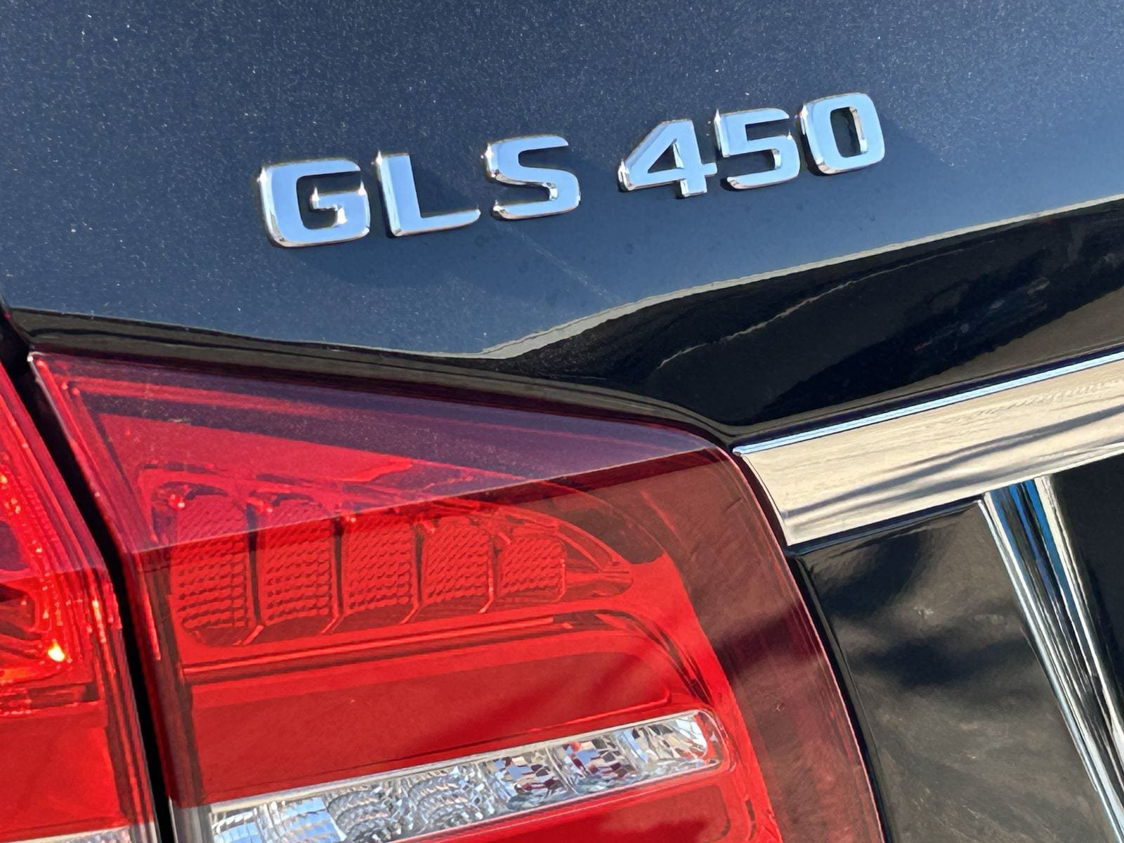 Used 2019 Mercedes-Benz GLS 450 4MATIC image 12