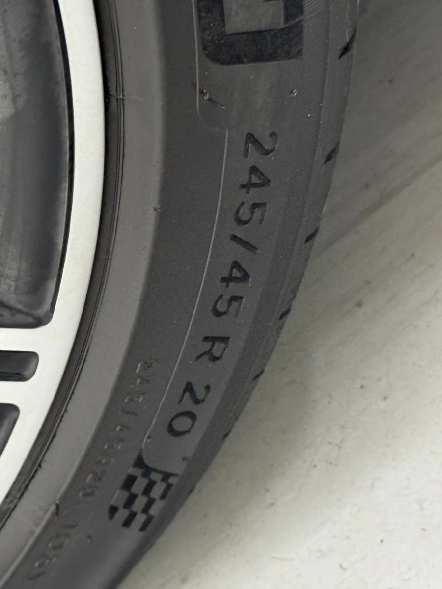 Used 2021 Porsche Taycan RWD image 48