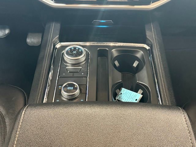 Used 2024 Ford Expedition Max XLT AWD/4WD image 16