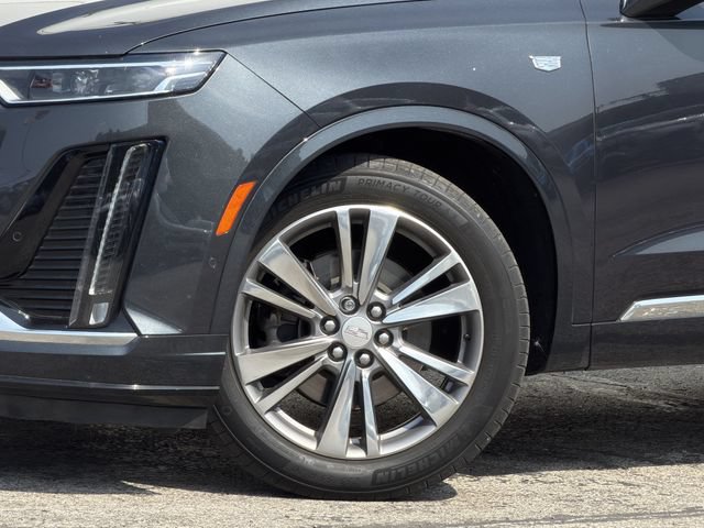 Used 2022 Cadillac XT6 Premium Luxury w/ Platinum Package AWD/4WD image 8