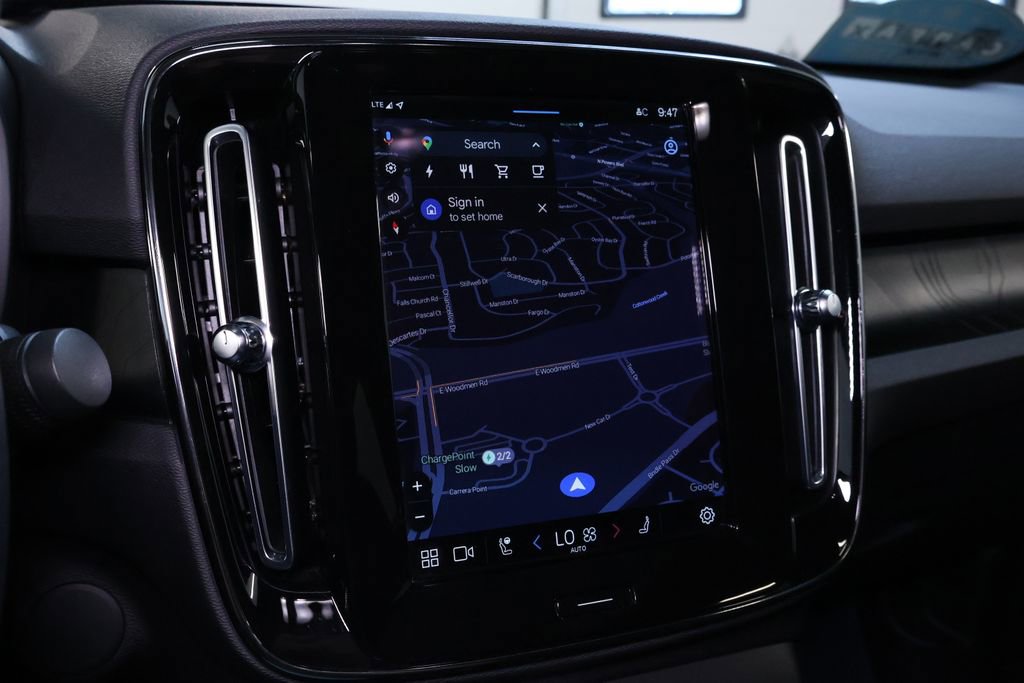 Used 2022 Volvo C40 P8 Recharge Ultimate image 32