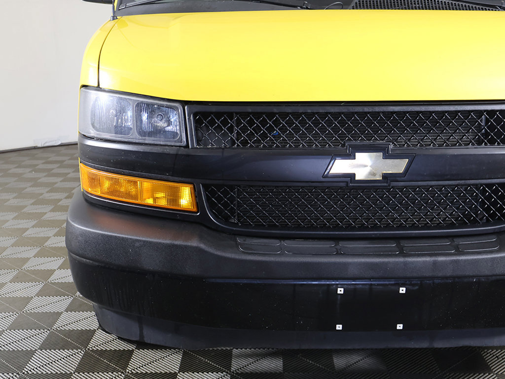 Used 2023 Chevrolet Express 2500 RWD image 9