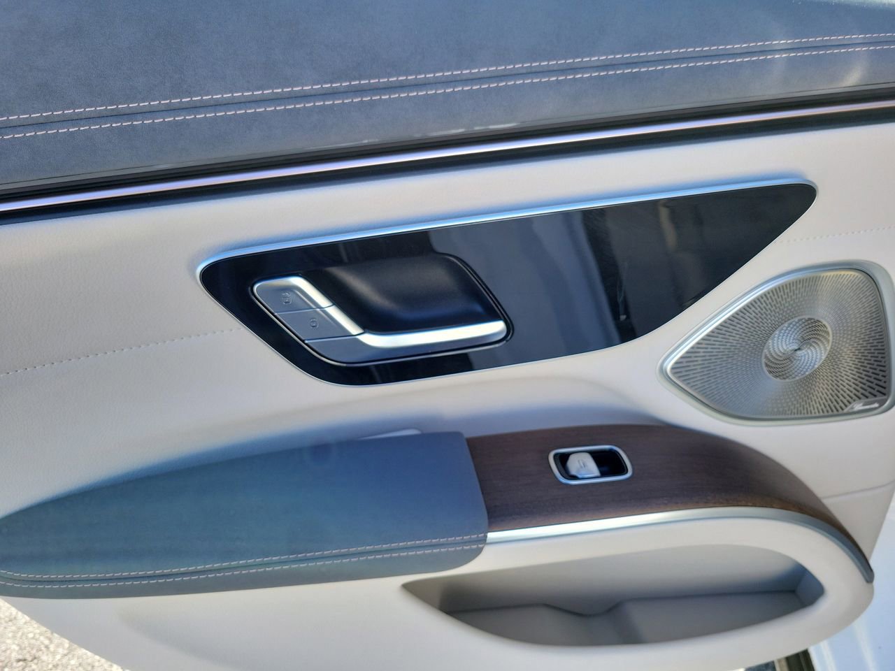 Certified 2022 Mercedes-Benz EQS 450+ 450 image 11