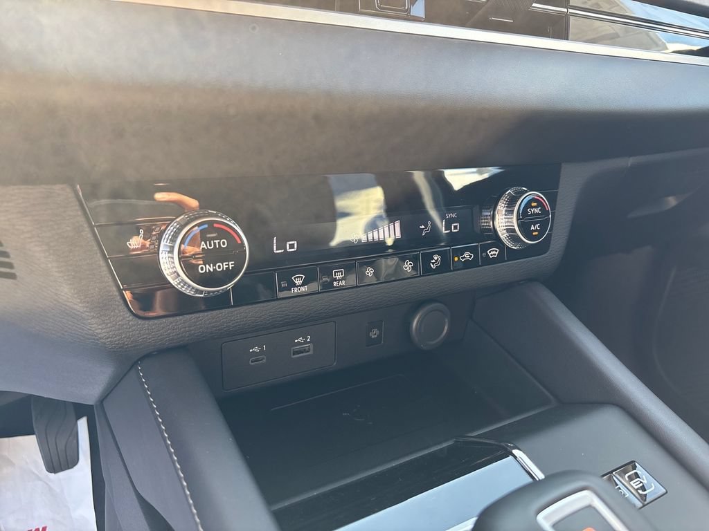 New 2026 Nissan Rogue SL AWD/4WD image 12