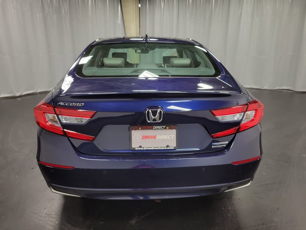Used 2018 Honda Accord Touring image 7