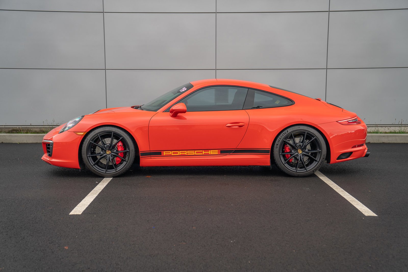 Used 2019 Porsche 911 Carrera S image 2