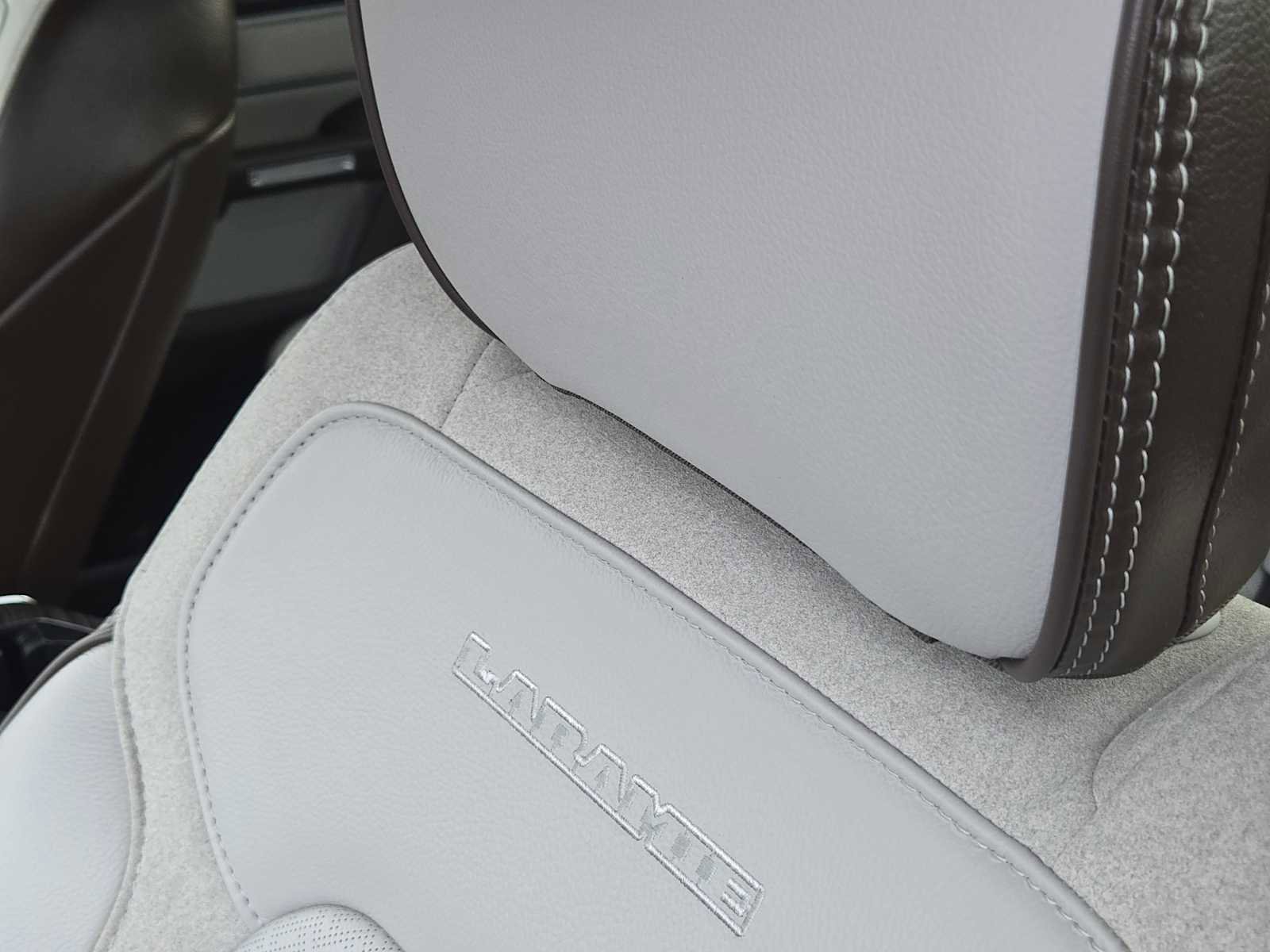 Used 2025 RAM 1500 Laramie w/ Laramie Southwest Edition image 16