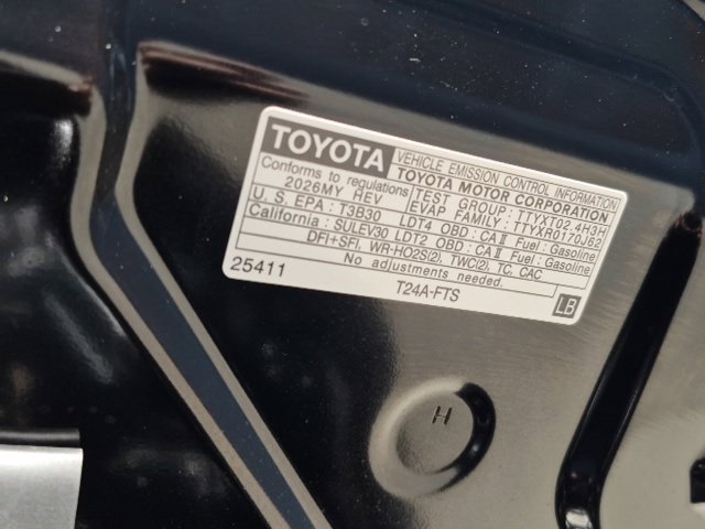 Used 2026 Toyota 4Runner TRD Off-Road Premium AWD/4WD image 28