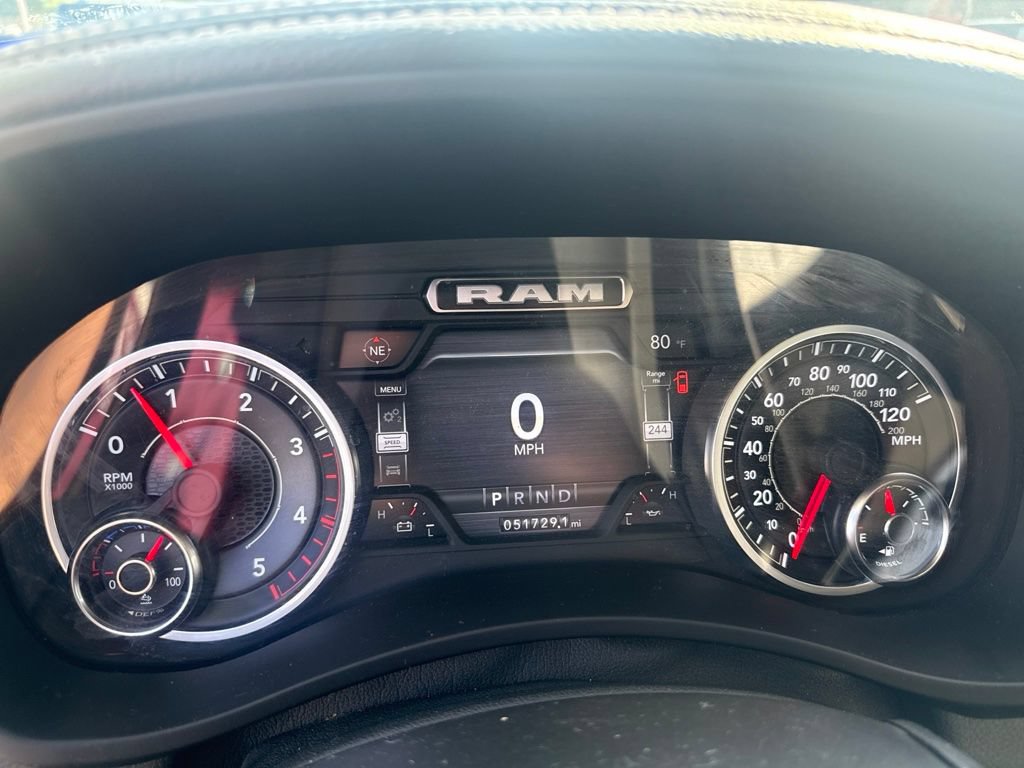 Used 2024 RAM 3500 Laramie w/ Towing Technology Group AWD/4WD image 17