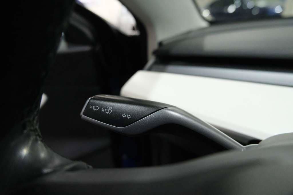 Used 2019 Tesla Model 3 Performance AWD/4WD image 34