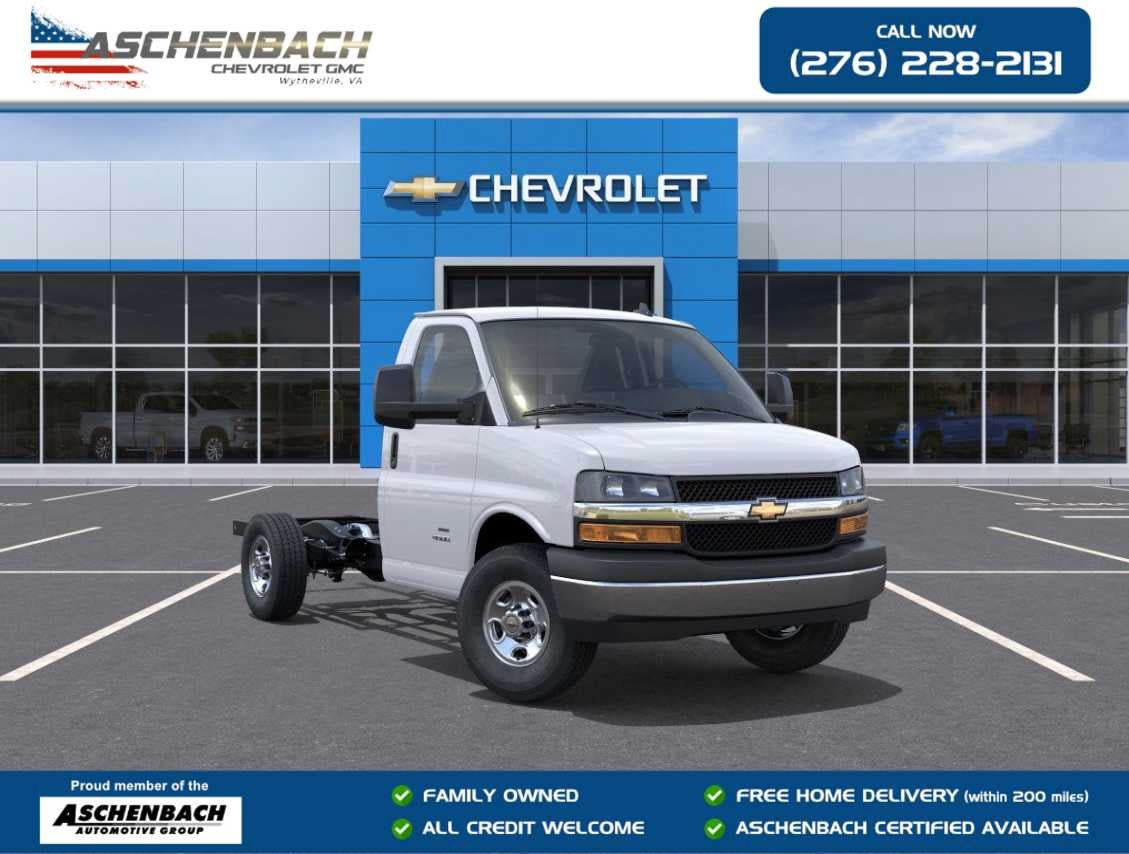New 2025 Chevrolet Express 3500 w/ Power Convenience Package RWD image 1