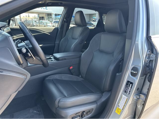 Certified 2026 Lexus RX 450h AWD w/ Convenience Package image 16