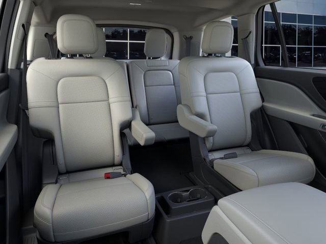 New 2026 Lincoln Aviator 2WD image 11