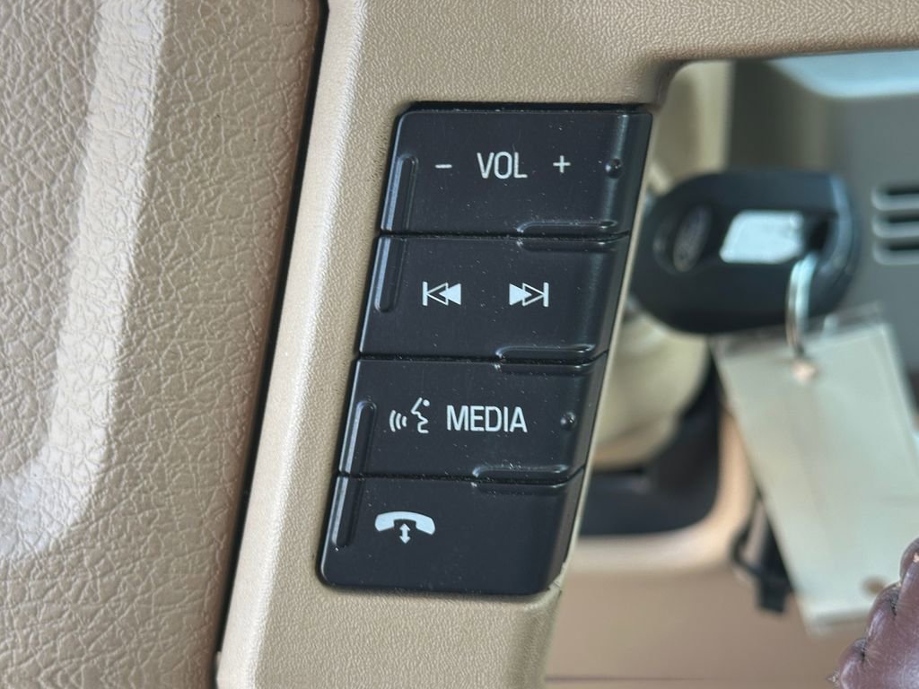 Used 2014 Ford F150 King Ranch w/ King Ranch Luxury Package AWD/4WD image 20