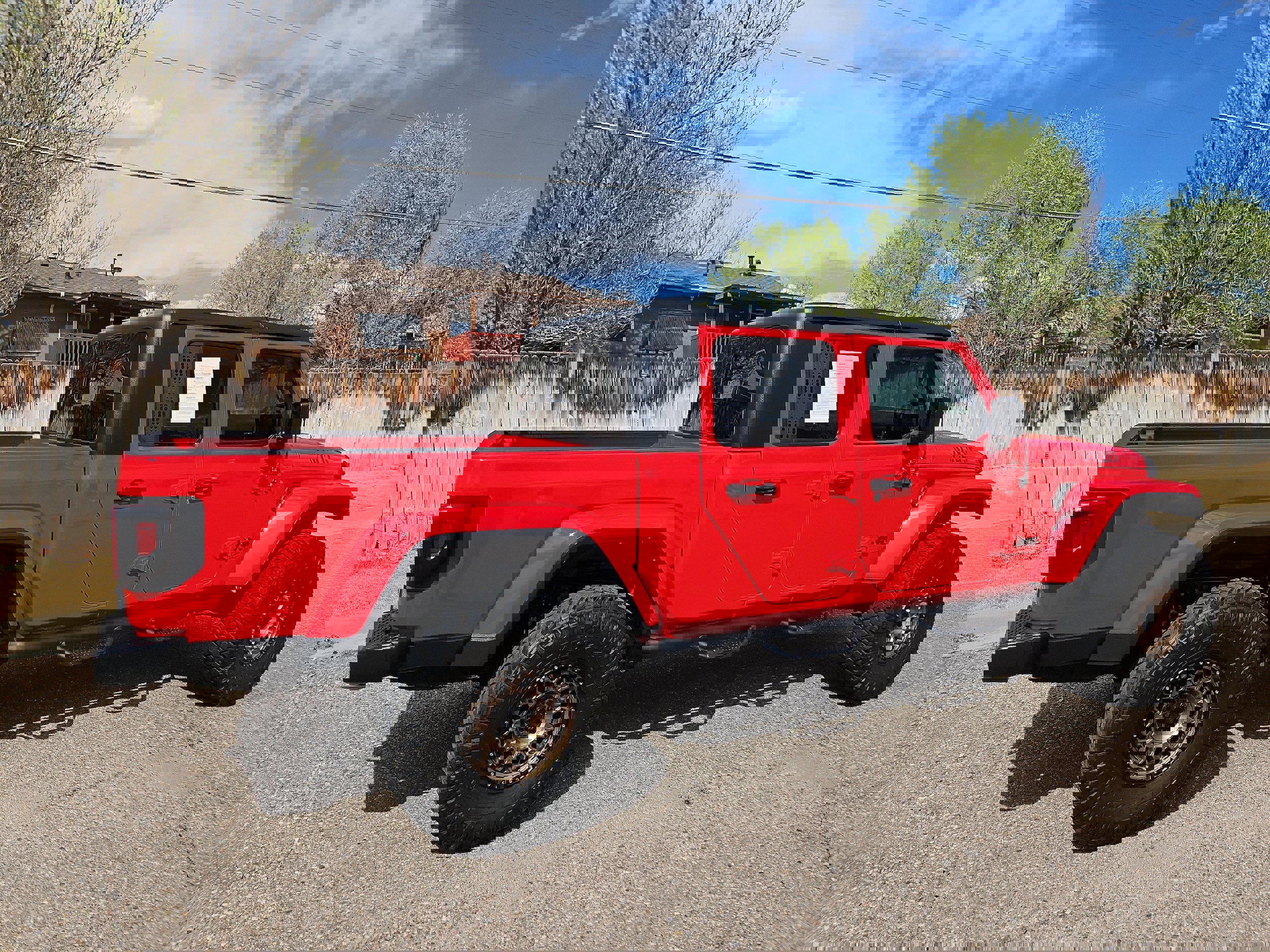 Used 2022 Jeep Gladiator Willys image 4
