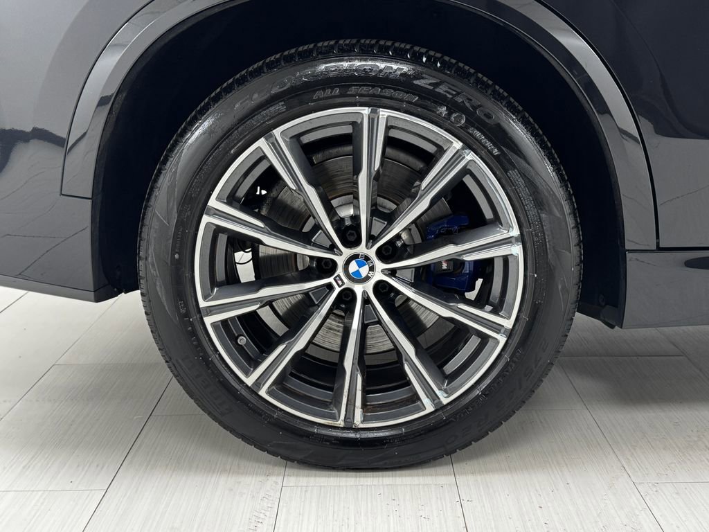 Used 2019 BMW X5 xDrive50i w/ M Sport Package image 46