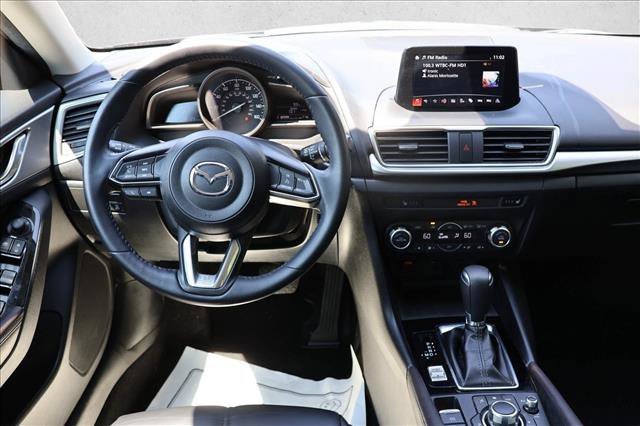 Used 2018 MAZDA MAZDA3 Touring FWD image 23