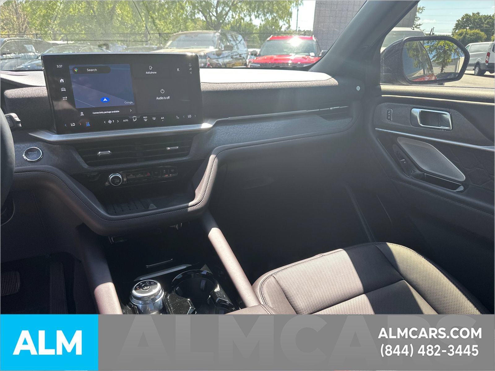 Used 2025 Ford Explorer Platinum w/ Ultimate Package RWD image 17