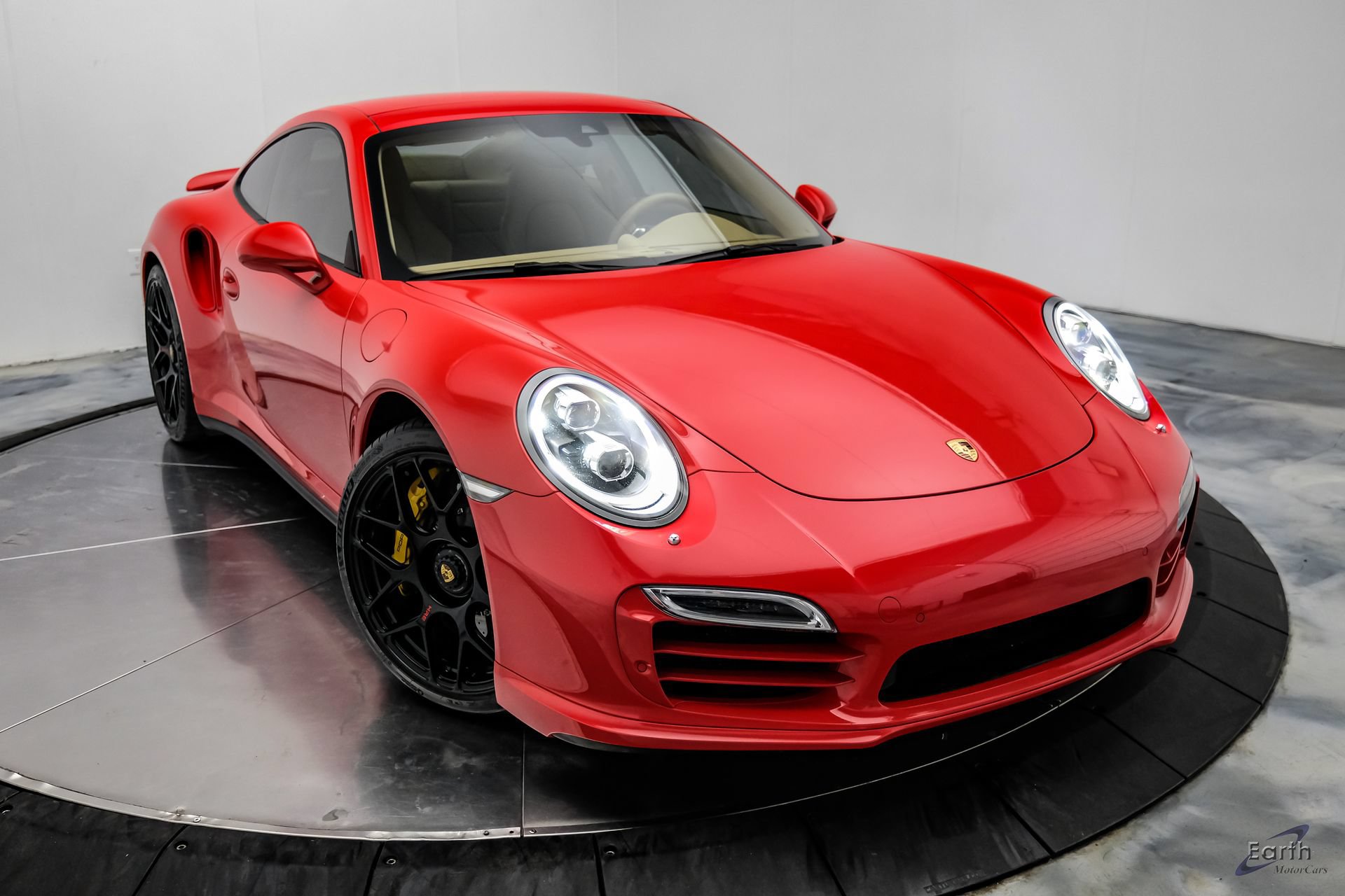 Used 2014 Porsche 911 Turbo S AWD/4WD image 30