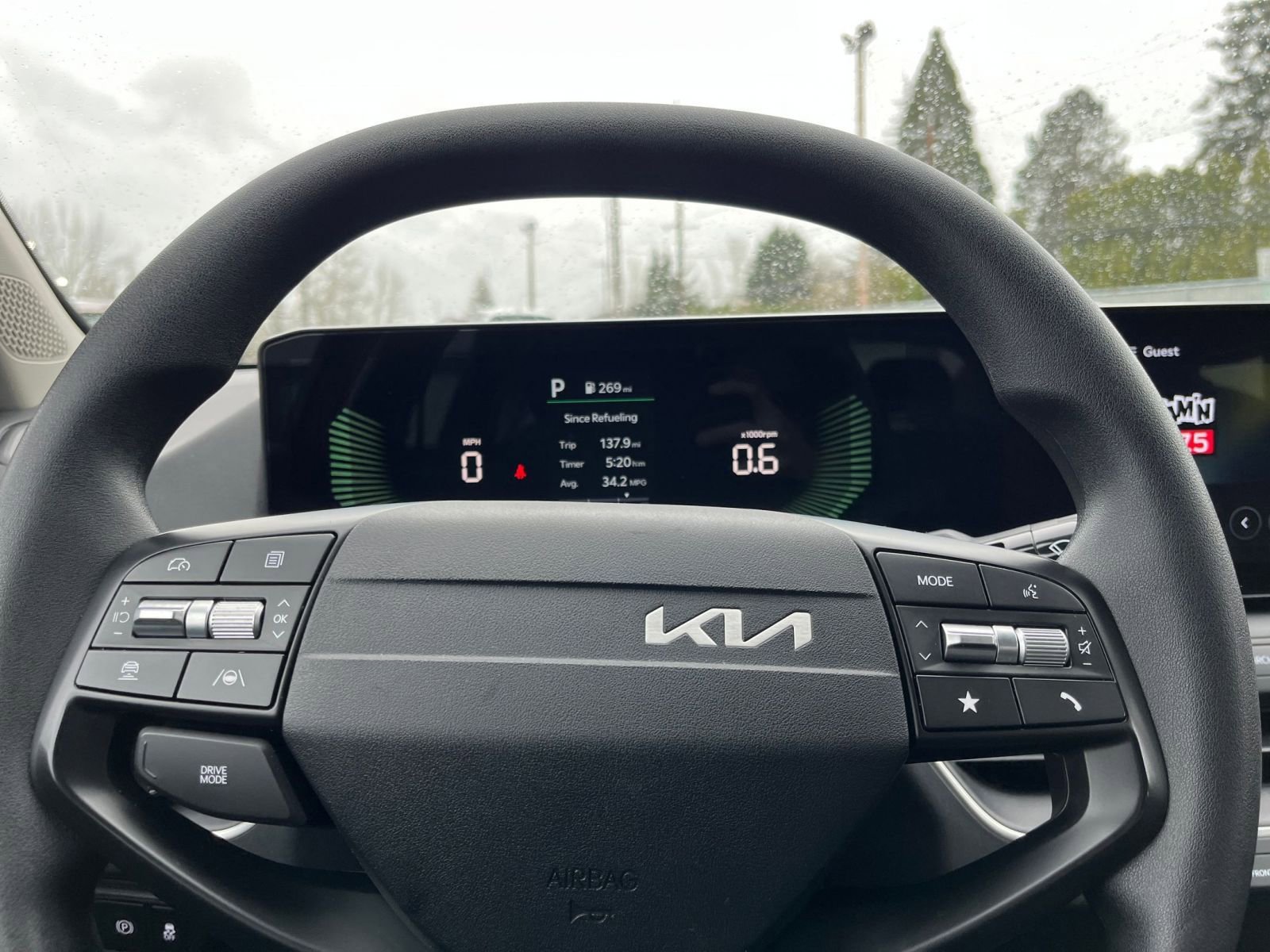 Used 2025 Kia K4 LXS image 27