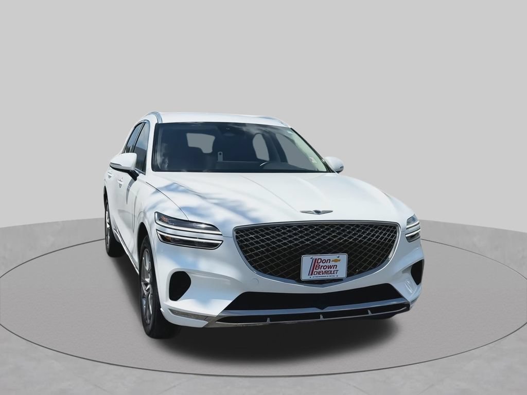 Used 2025 Genesis GV70 2.5T AWD/4WD image 3
