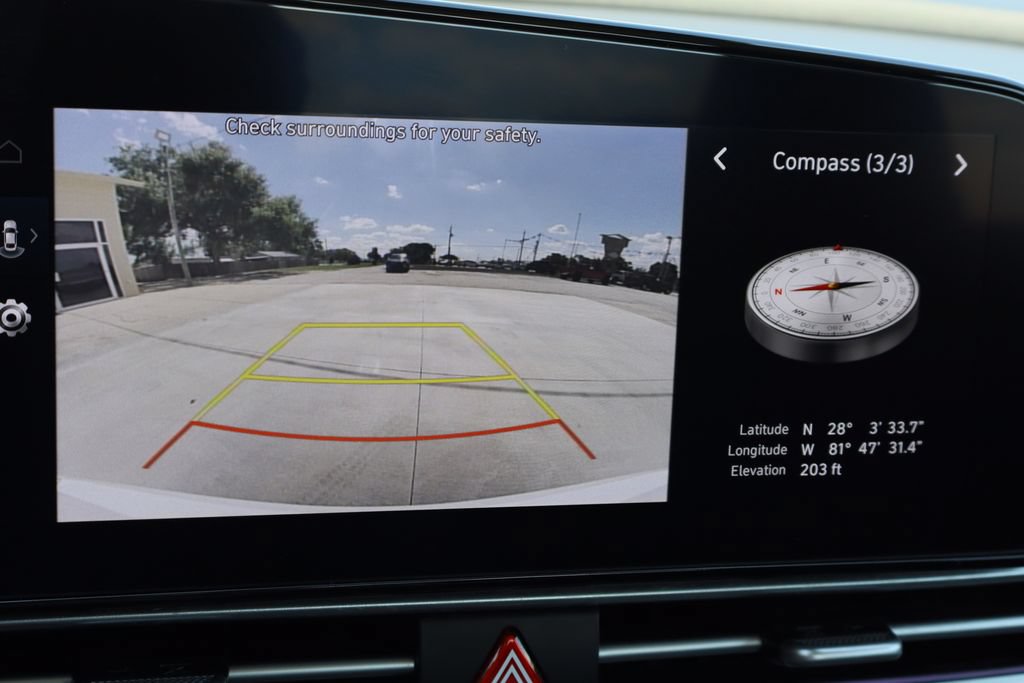 Used 2024 Hyundai Elantra SEL FWD image 16