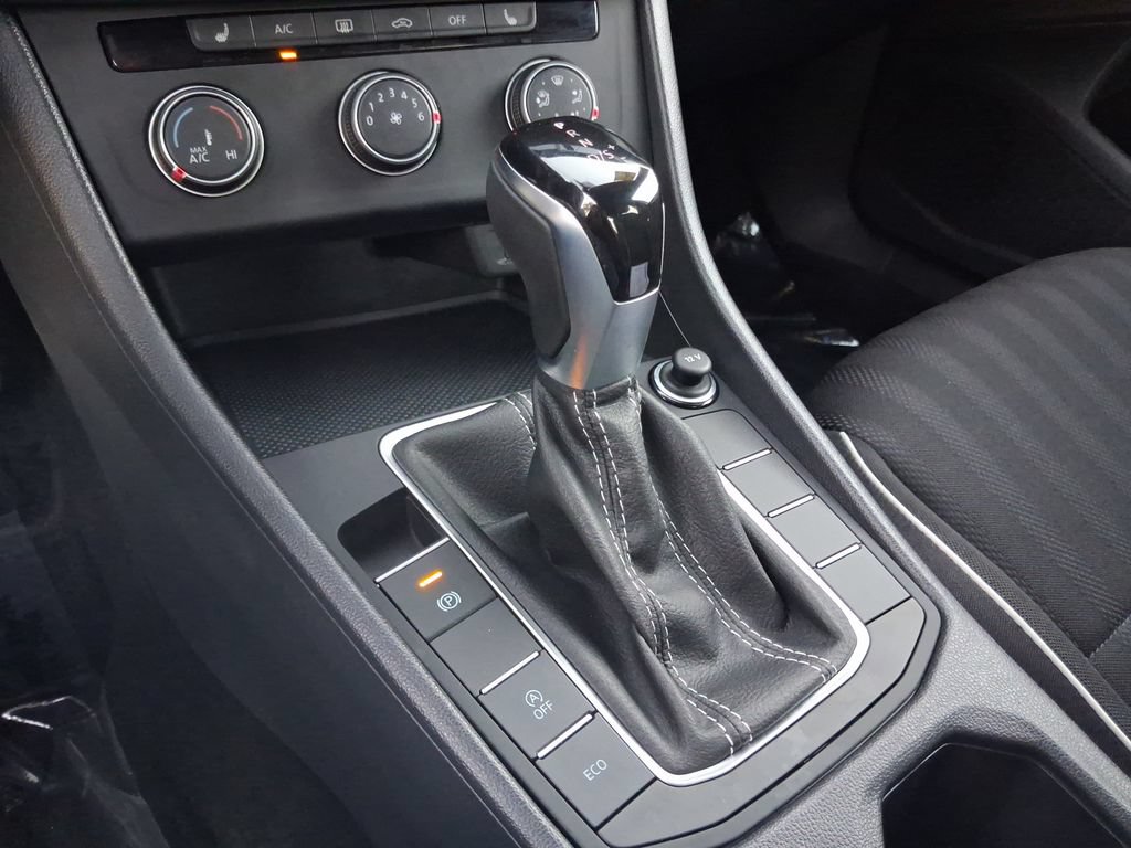 Used 2024 Volkswagen Jetta Sport FWD image 22