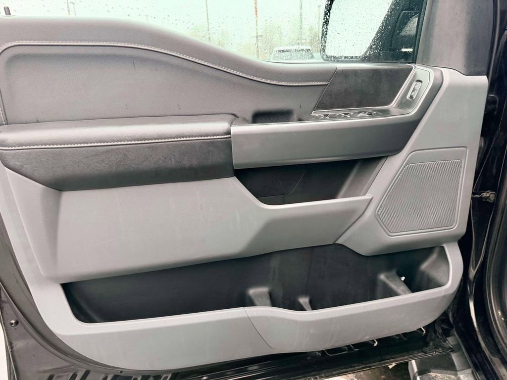 Used 2025 Ford F150 XLT w/ Equipment Group 301A Standard image 11