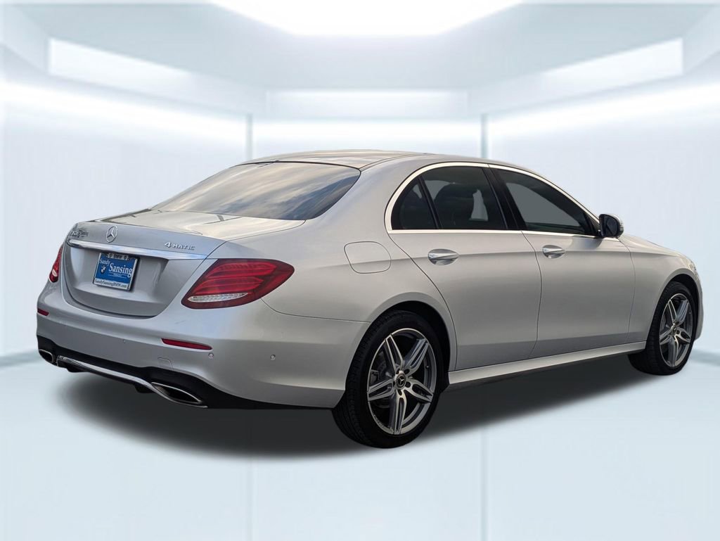 Used 2020 Mercedes-Benz E 350 4MATIC Sedan image 5