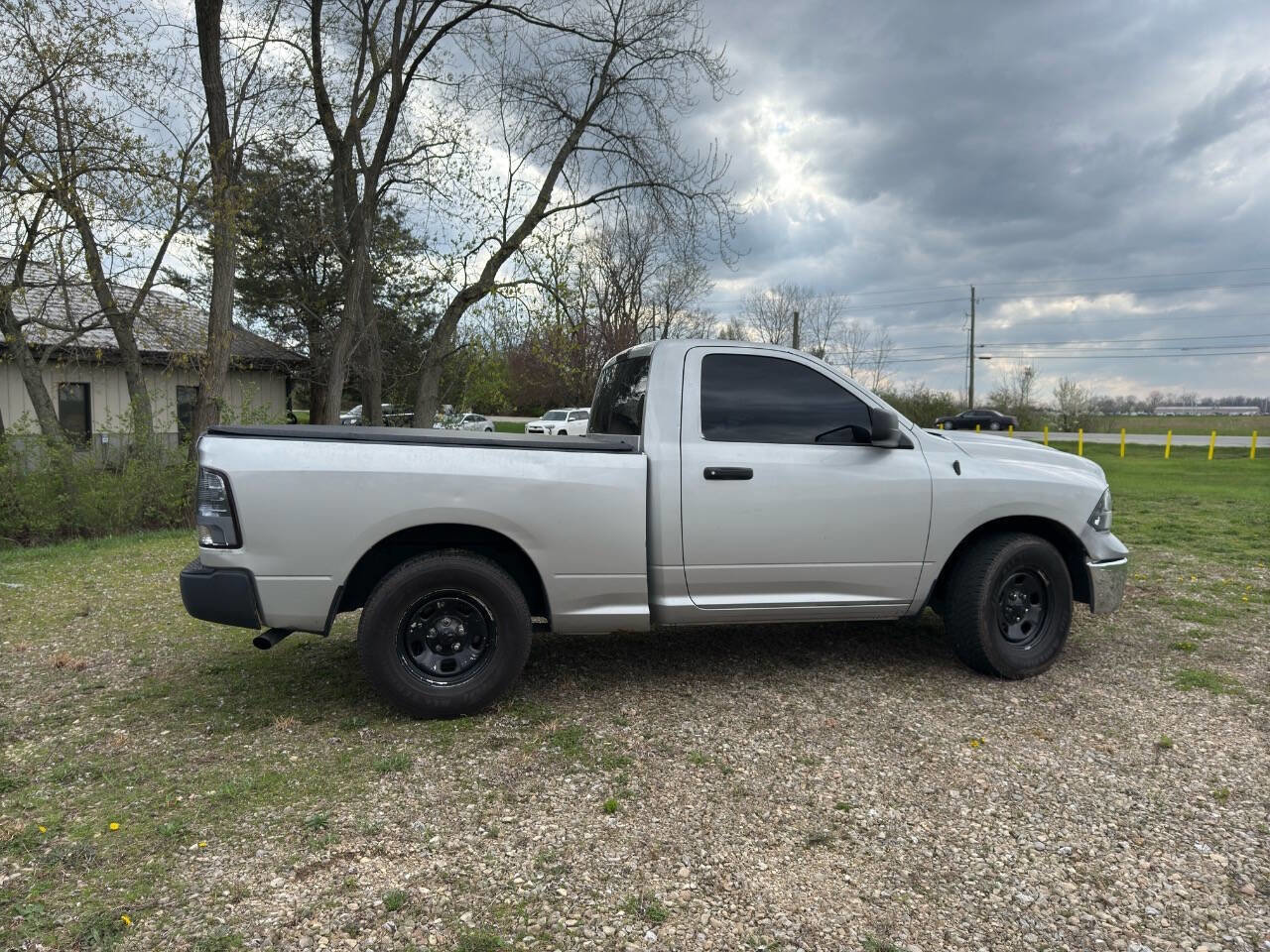 Used 2017 RAM 1500 Tradesman image 4