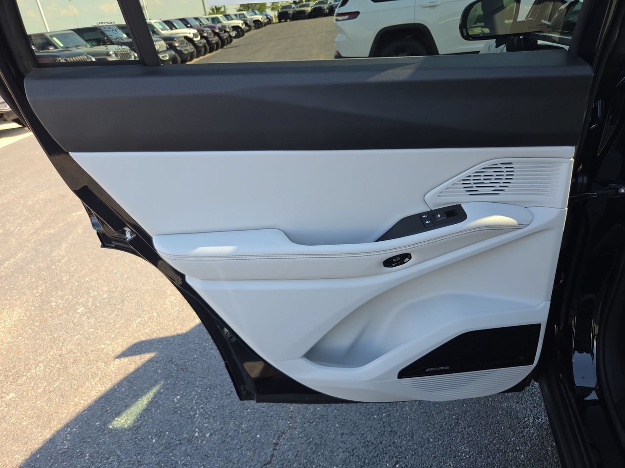 New 2026 Jeep Cherokee Overland AWD/4WD image 19