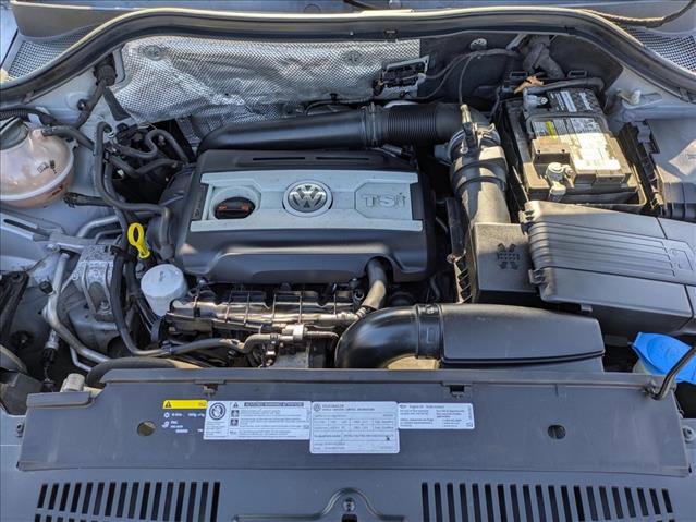 Used 2014 Volkswagen Tiguan SE image 20