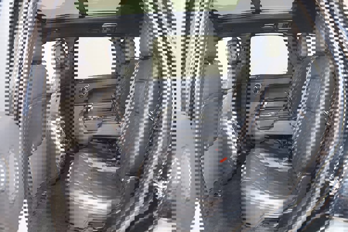 Used 2018 Land Rover Range Rover Sport HSE image 47