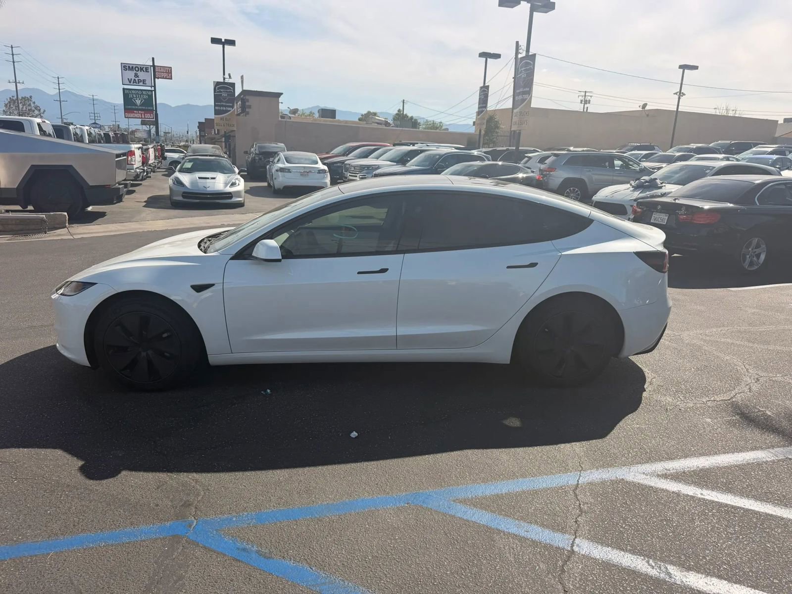 Used 2025 Tesla Model 3 RWD image 4