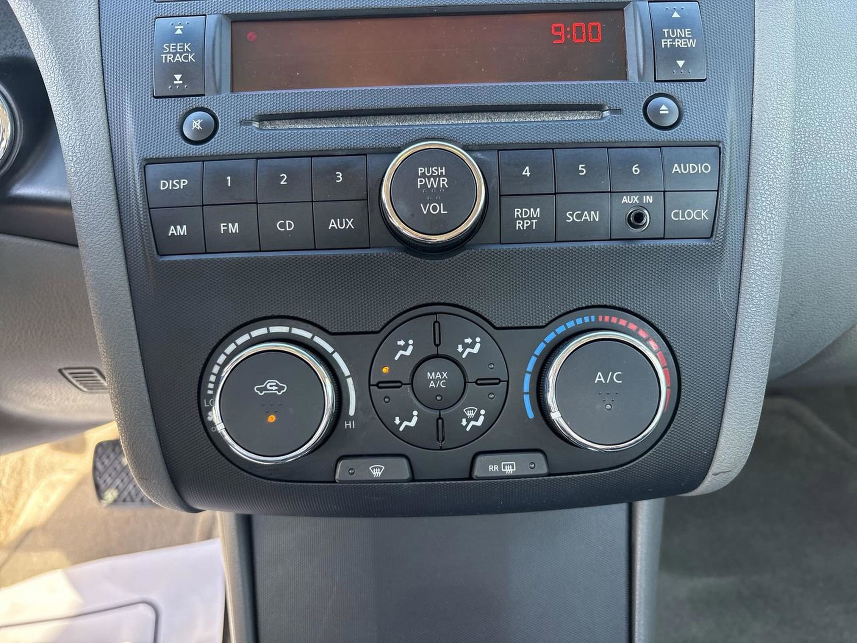 Used 2011 Nissan Altima 2.5 S image 30