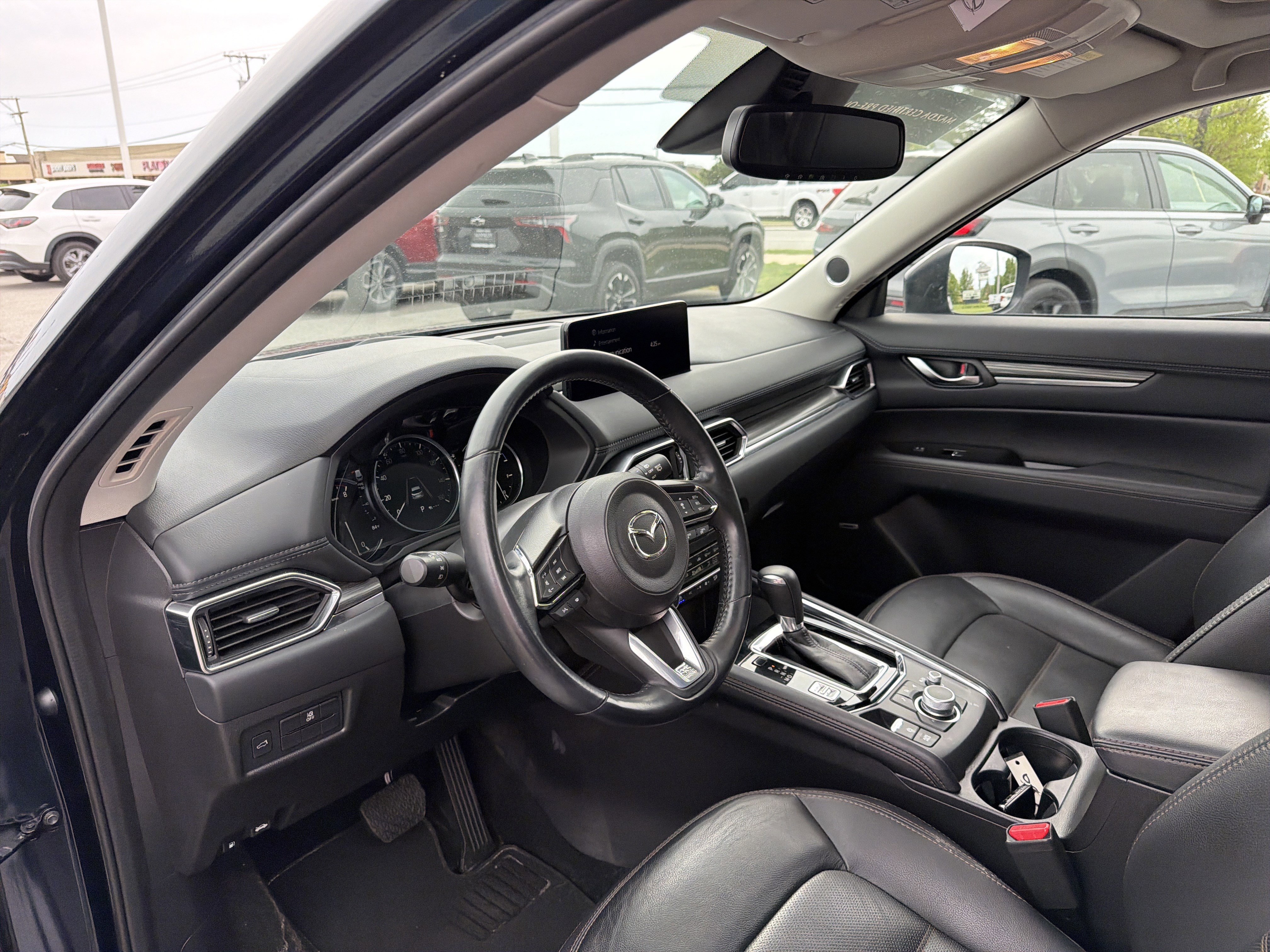 Certified 2022 MAZDA CX-5 AWD 2.5 S w/ Premium Plus Pkg image 14