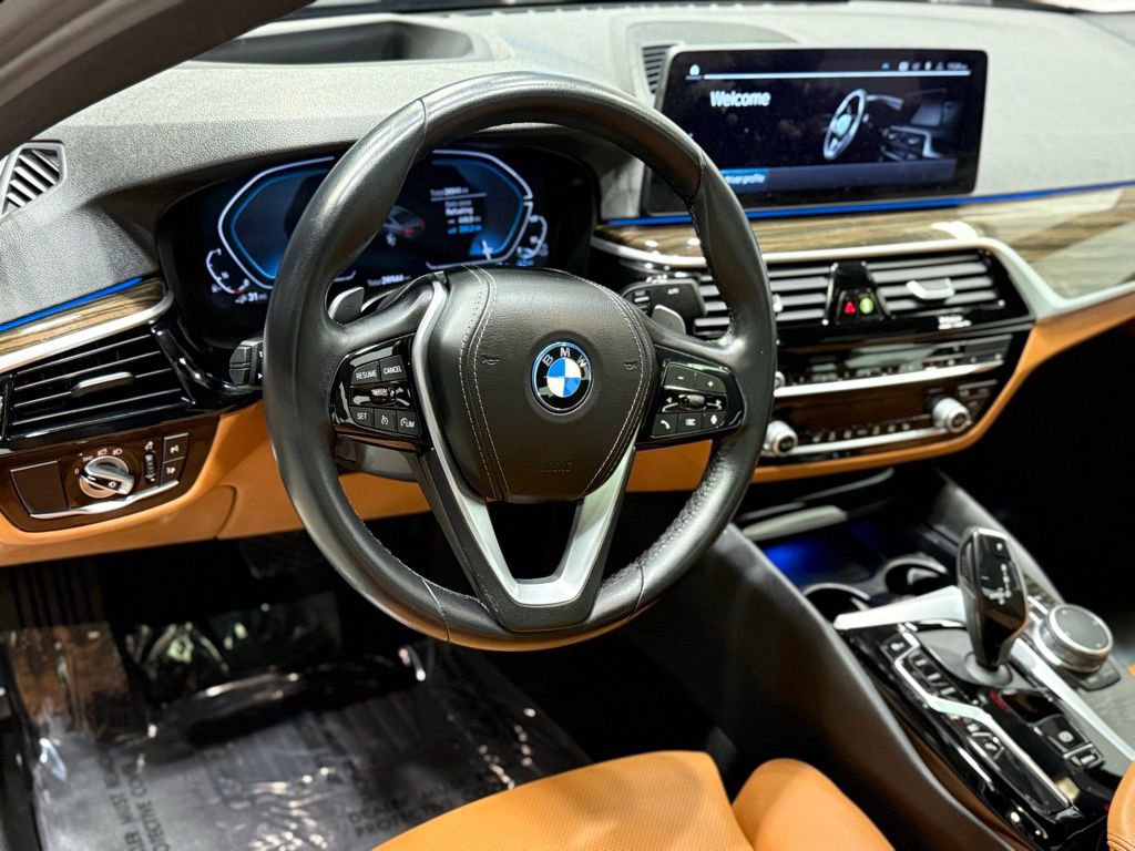 Certified 2023 BMW 530e xDrive w/ Premium Package AWD/4WD image 18
