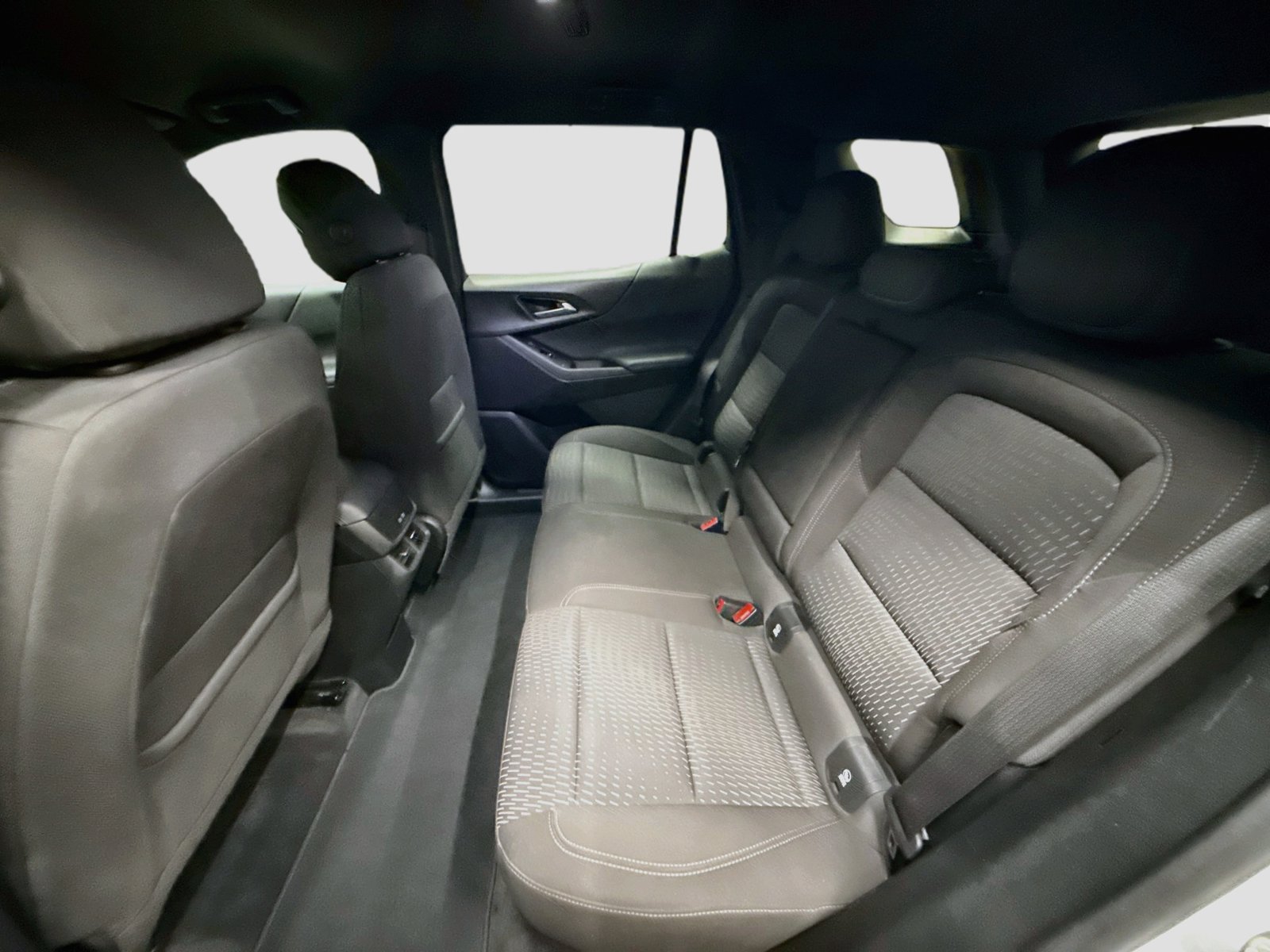 Used 2025 Chevrolet Equinox LT FWD image 26