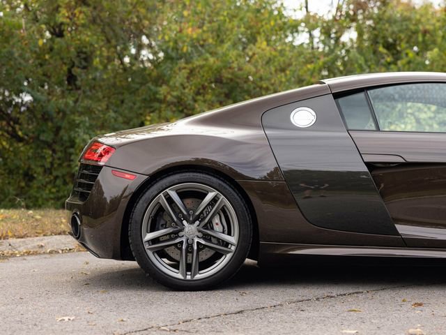 Used 2015 Audi R8 V10 image 10