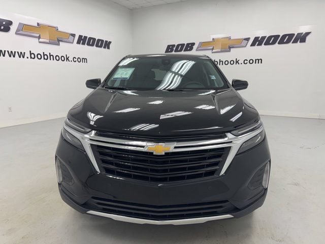 Used 2024 Chevrolet Equinox LT FWD image 2
