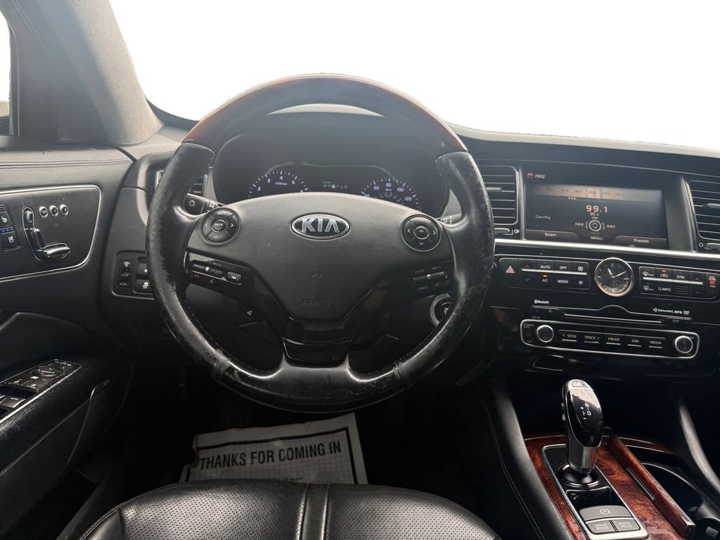 Used 2015 Kia K900 Luxury RWD image 12