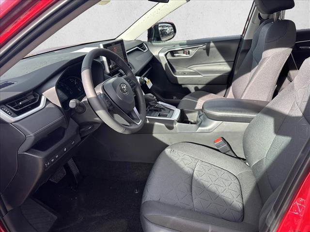 Used 2025 Toyota RAV4 XLE w/ Convenience Package AWD/4WD image 11