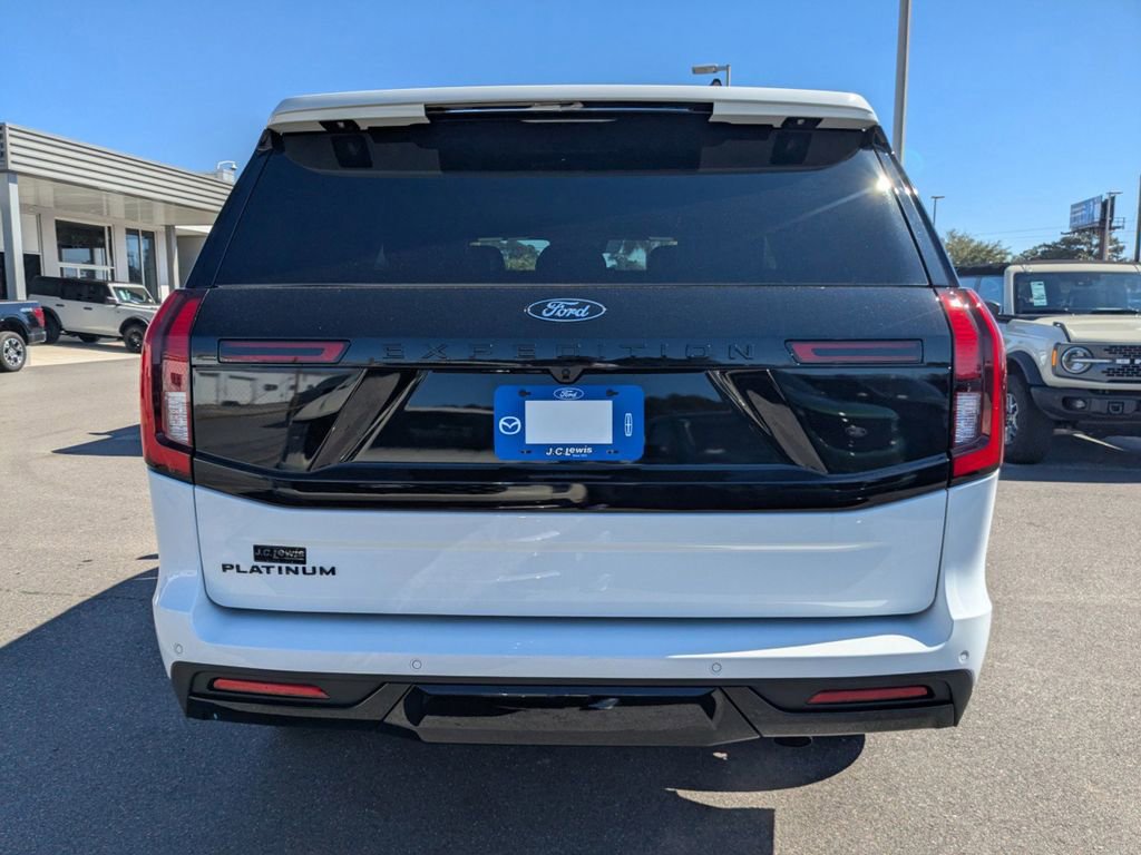 New 2026 Ford Expedition Platinum w/ Stealth Appearance Package AWD/4WD image 5