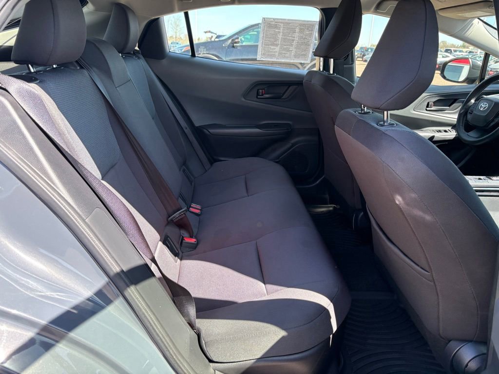 Used 2024 Toyota Prius LE FWD image 15