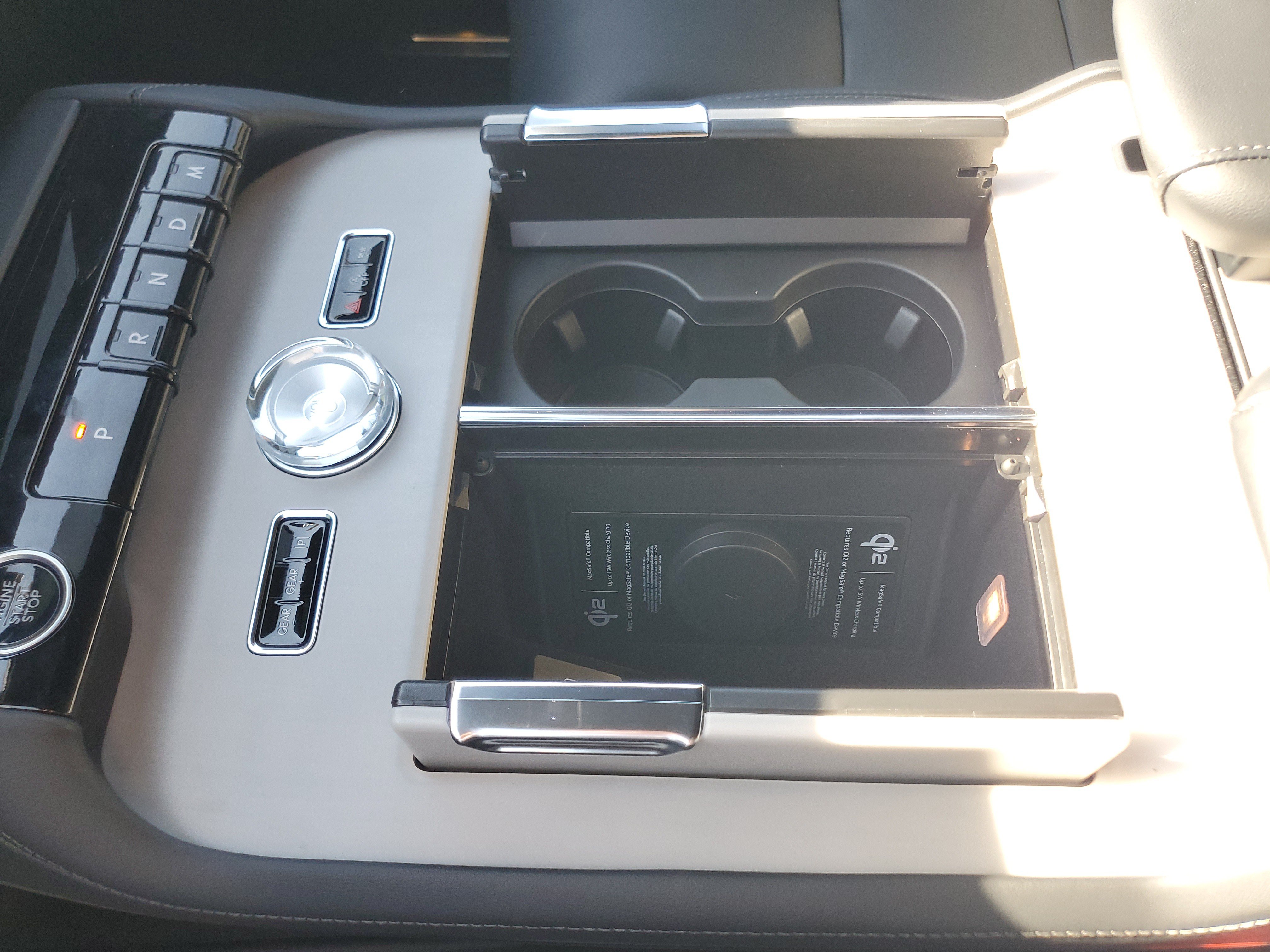 New 2027 Lincoln Navigator Reserve w/ Jet Appearance Package AWD/4WD image 26