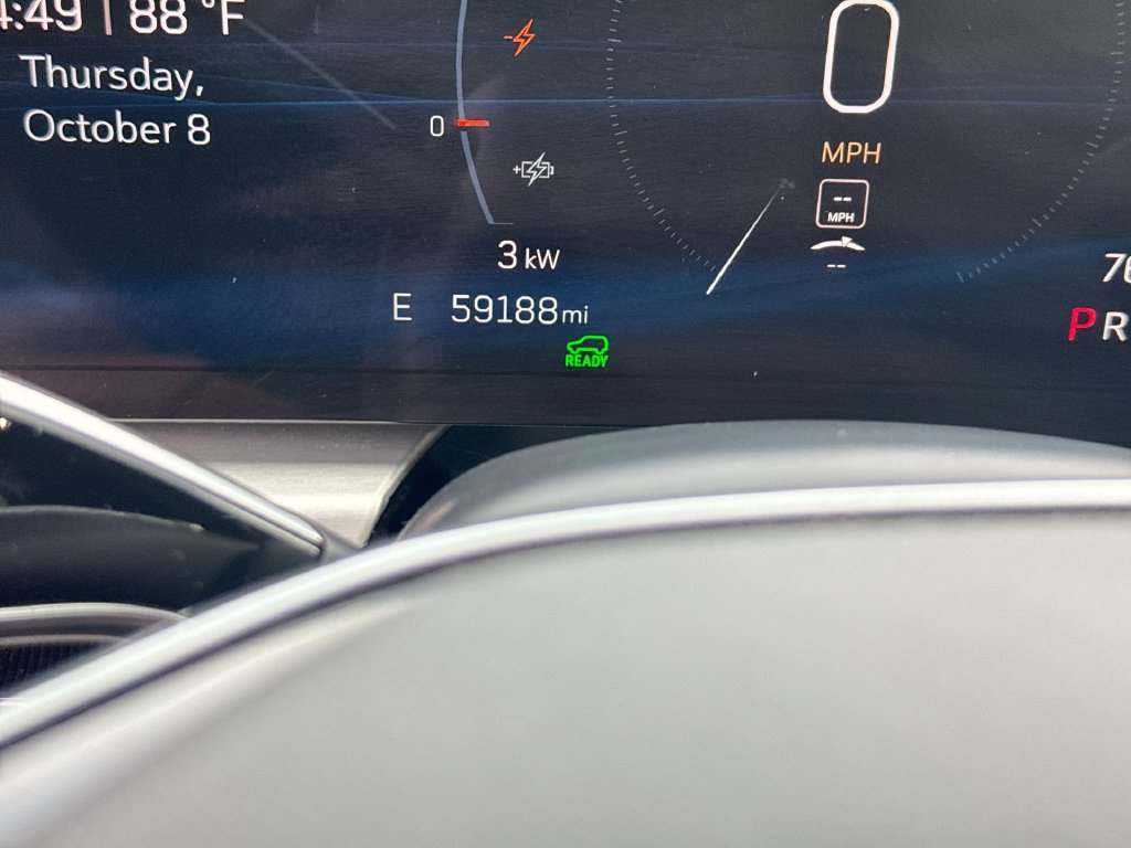 Used 2024 Cadillac Lyriq Luxury RWD image 21