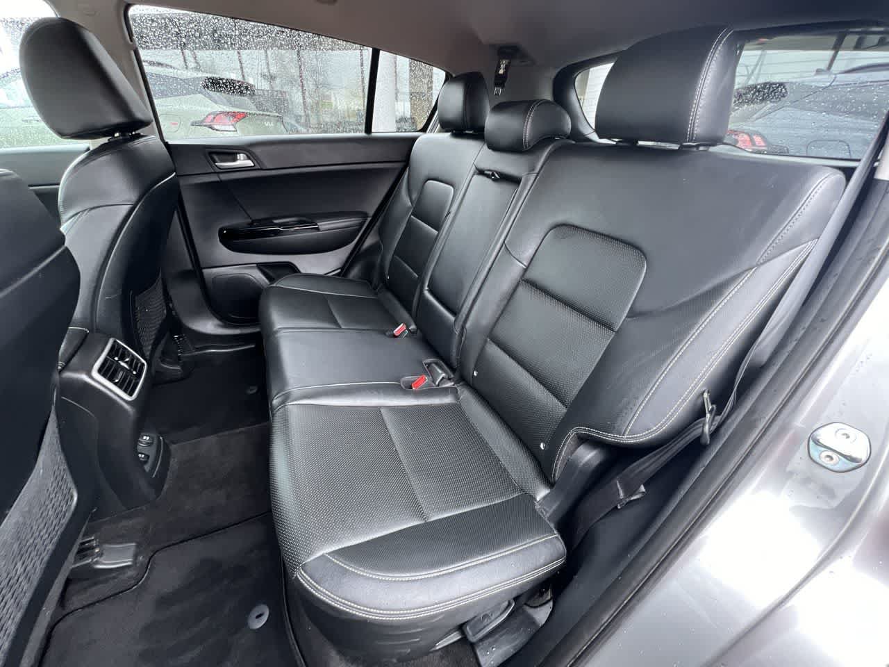 Used 2021 Kia Sportage EX AWD/4WD image 23