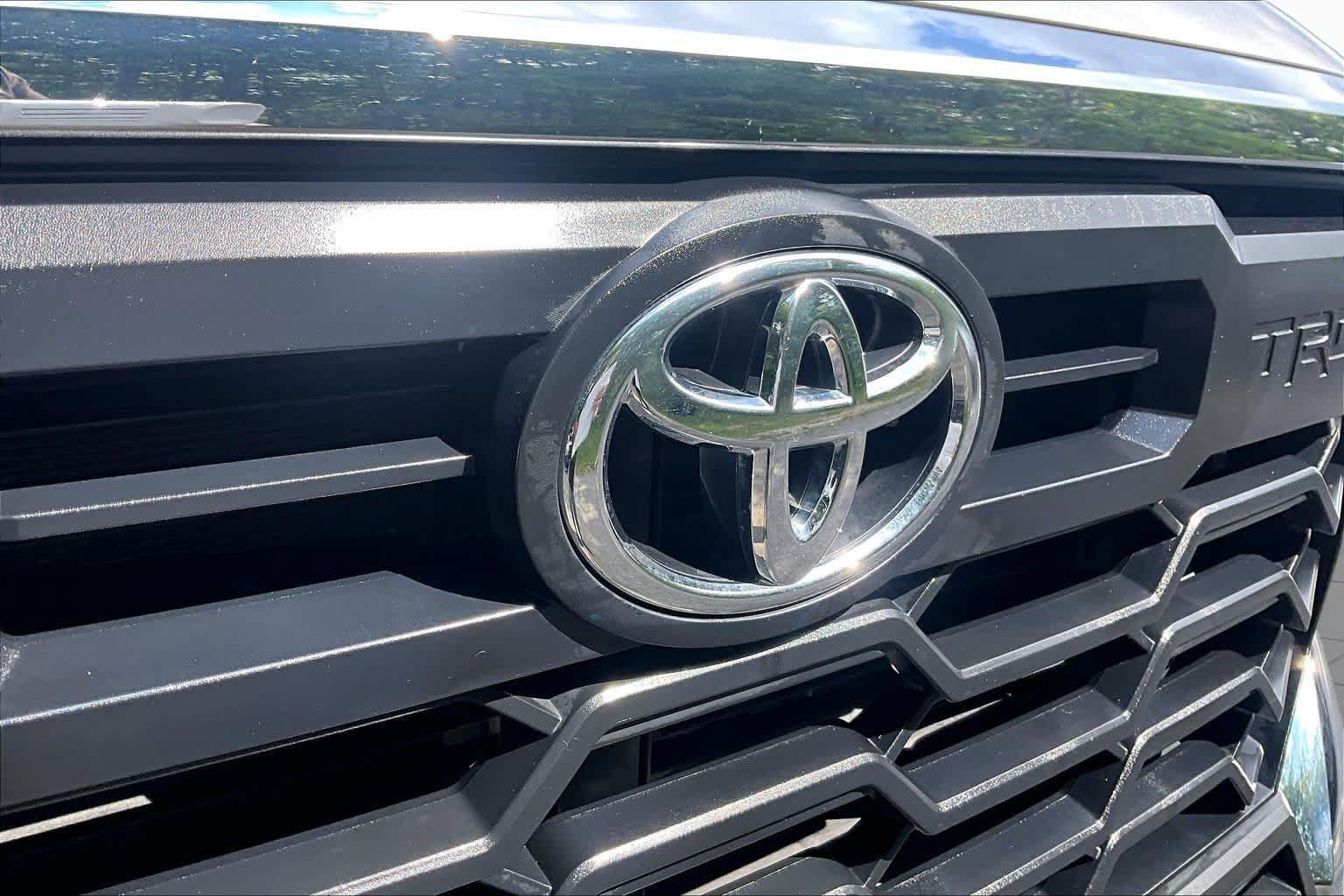 Used 2024 Toyota Tundra SR5 w/ TRD Off-Road Package AWD/4WD image 28