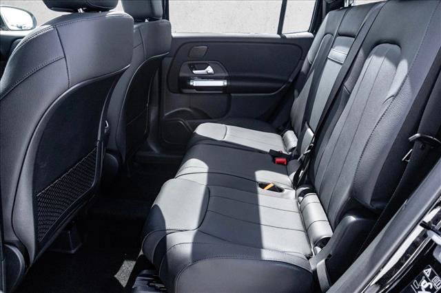 New 2026 Mercedes-Benz GLB 250 4MATIC image 21