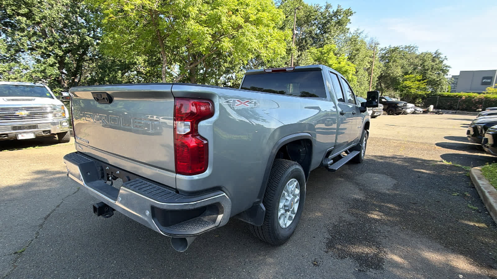 Used 2026 Chevrolet Silverado 3500 W/T AWD/4WD image 5